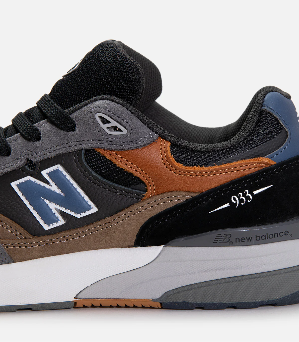 New Balance Numeric Reynolds 933 - Image 4