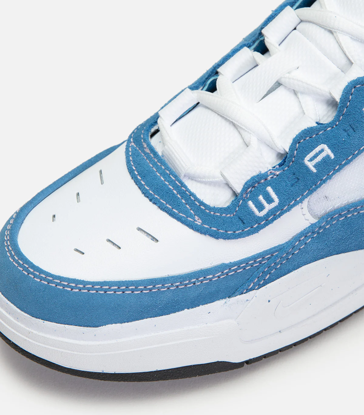 Nike Air Max Ishod - Image 4