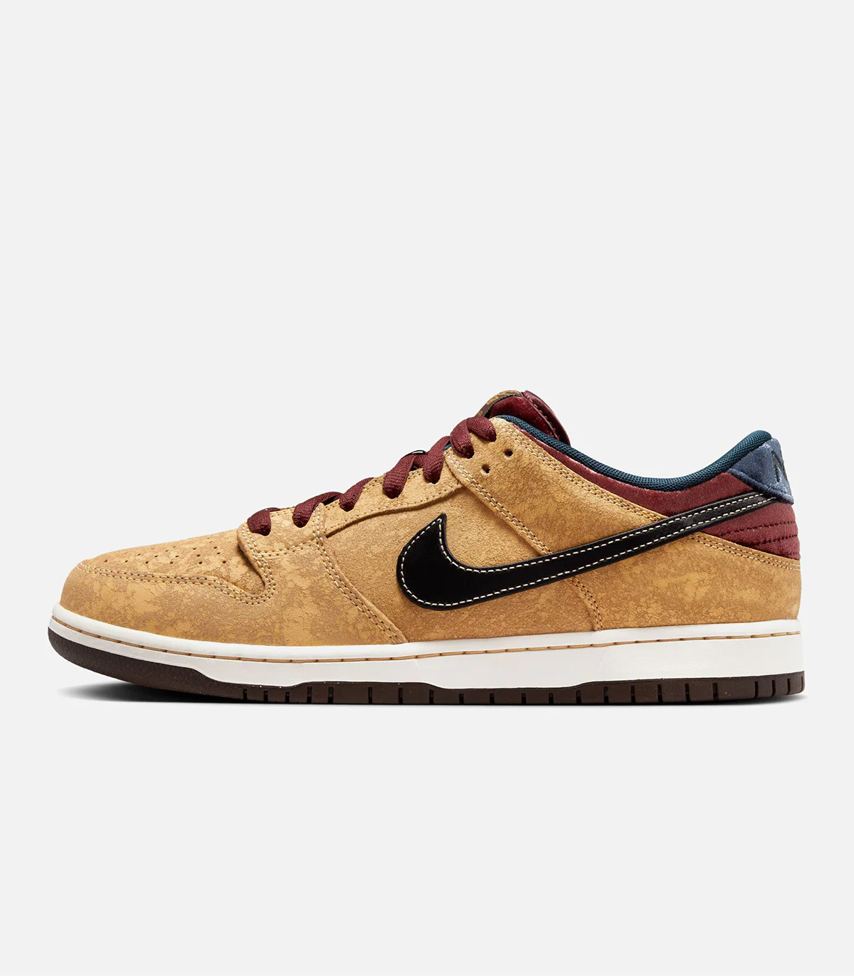 Nike SB "City of Cinema" Dunk Low Pro