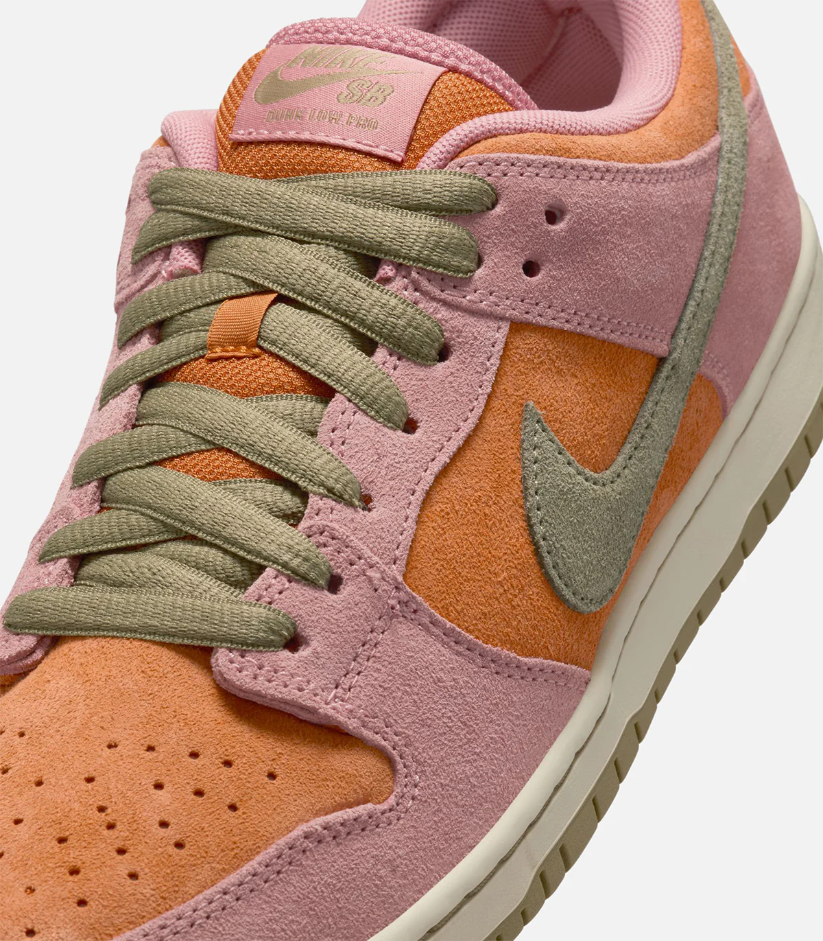 Nike SB Dunk Low Pro - Image 3