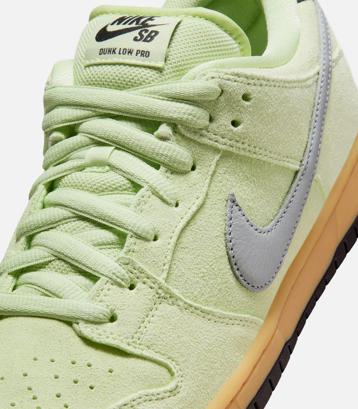 Nike SB Dunk Low Pro - Image 3
