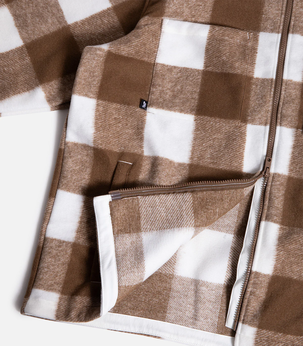 Nike SB Essential Skate Shirt Jacket - Image 3