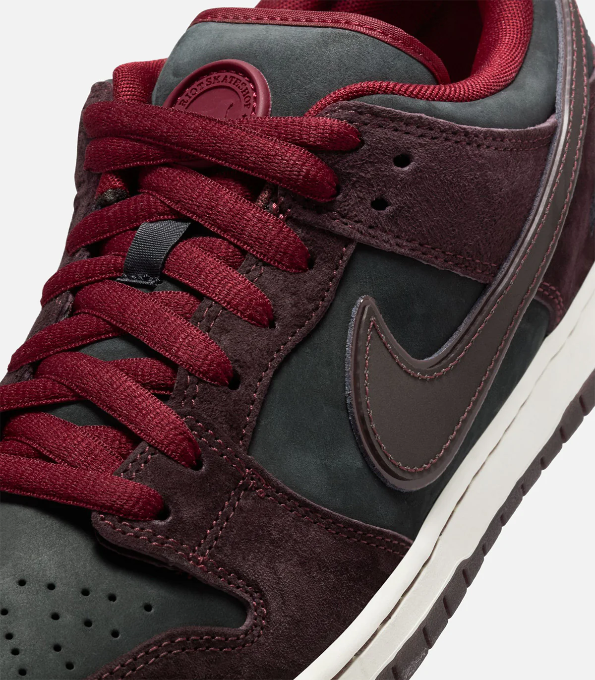 Nike SB X Riot Dunk Low Pro - Image 3