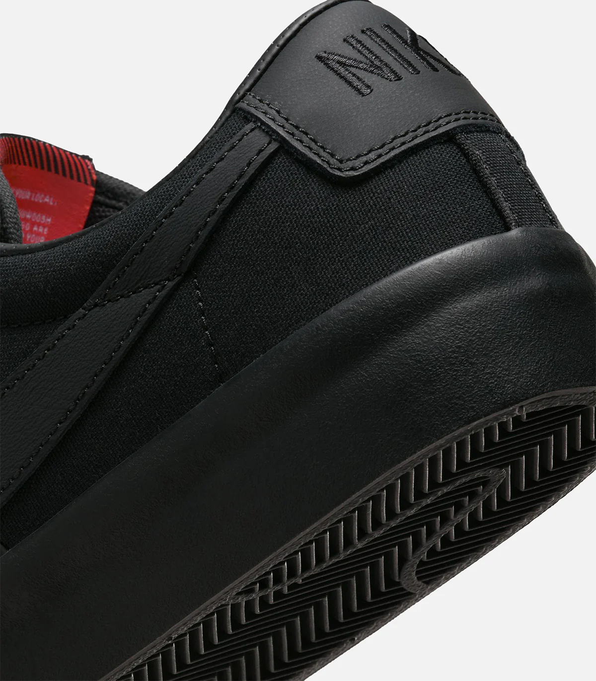 Nike SB Zoom Blazer Low GT ISO - Image 4
