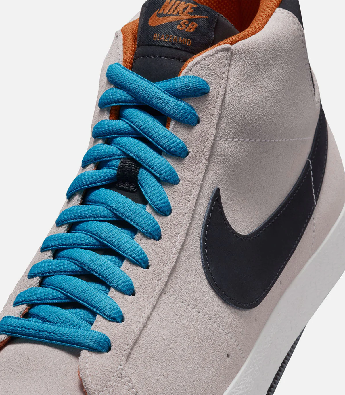 Nike SB Zoom Blazer Mid Electric - Image 3