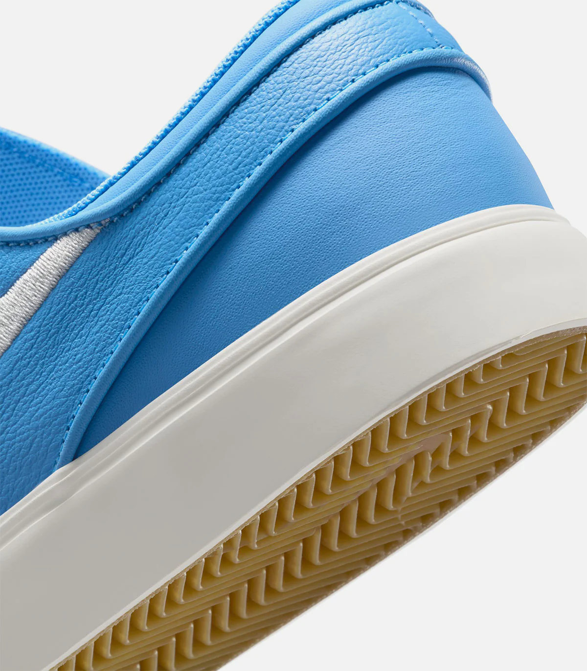 Nike SB Zoom Janoski OG+ - Image 4