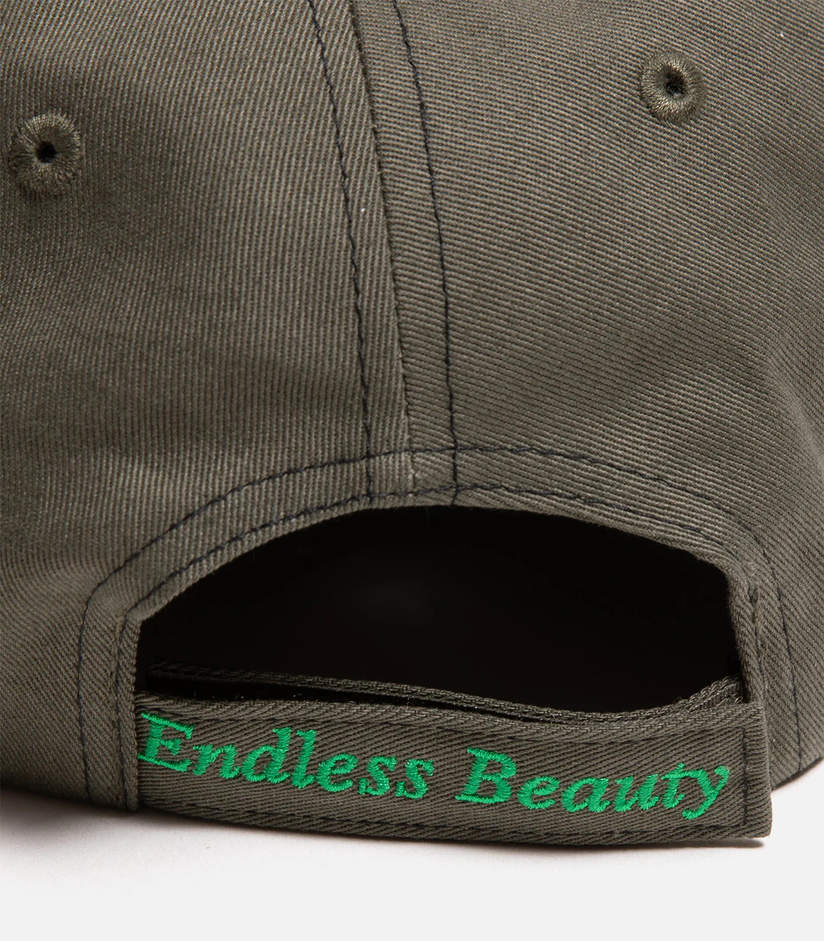 Sci-Fi Fantasy Endless Beauty Hat - Image 3